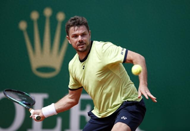 他需要更多 他需要更多