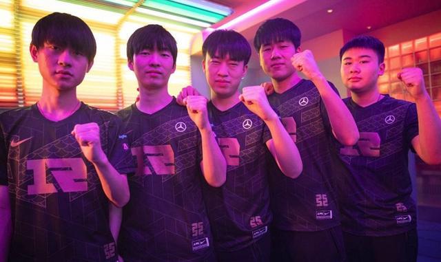 国女篮的光 国女篮的光