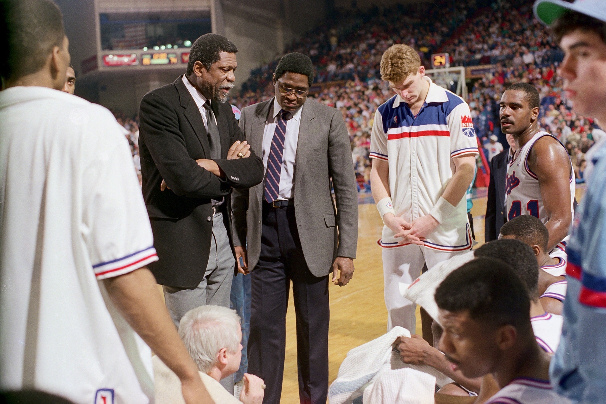 被进一步放 被进一步放