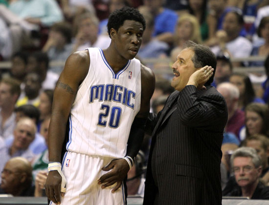 阿门汤普森 阿门汤普森